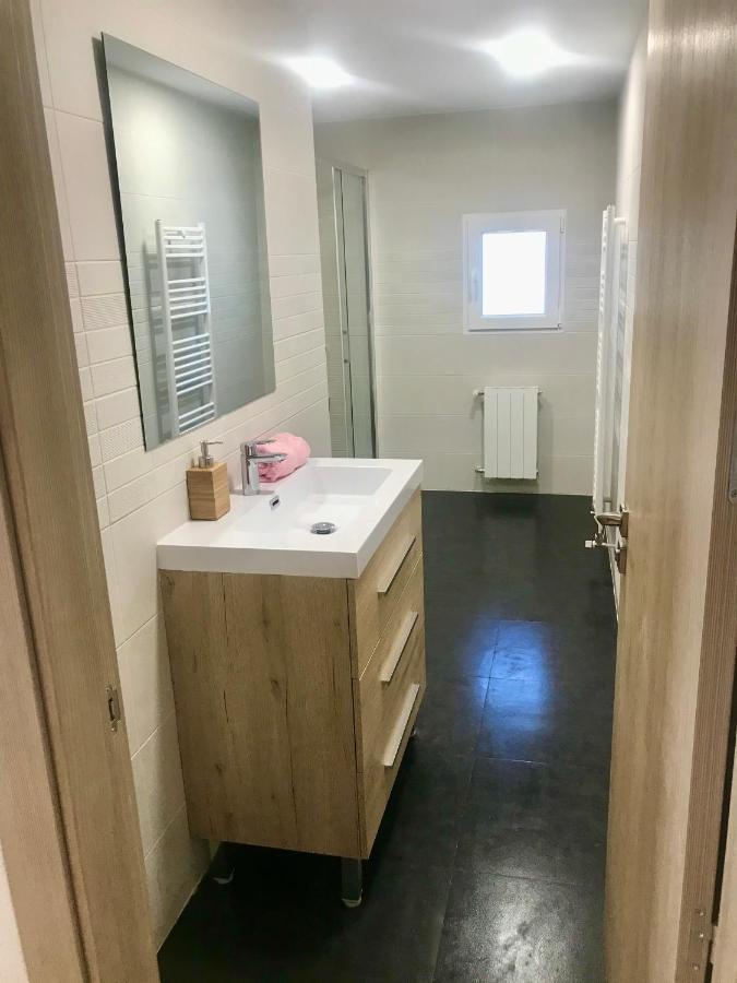 Chalet Medina Del Campo Entrepinares El Campillo  ภายนอก รูปภาพ