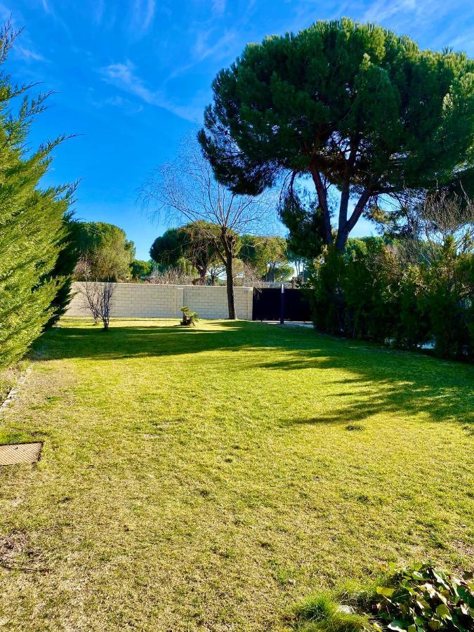 Chalet Medina Del Campo Entrepinares El Campillo  ภายนอก รูปภาพ